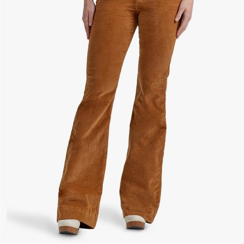 Wrangler Retro Tan Corduroy Pants